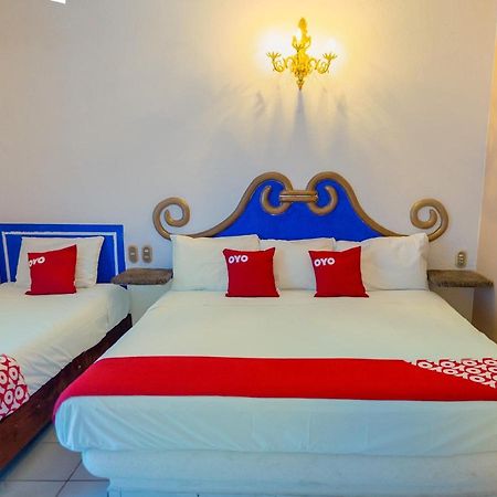 Hotel Isis ซีฮัวตาเนโค ภายนอก รูปภาพ