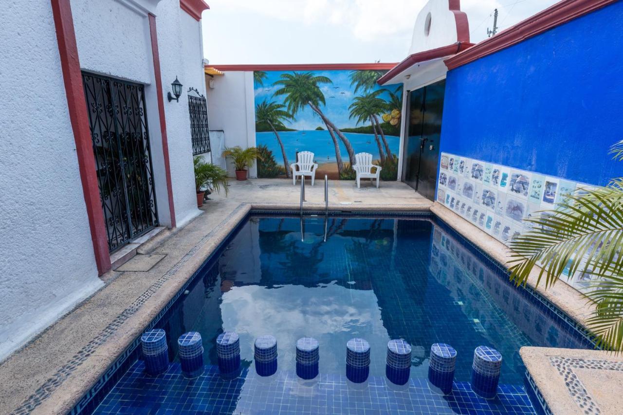 Hotel Isis ซีฮัวตาเนโค ภายนอก รูปภาพ