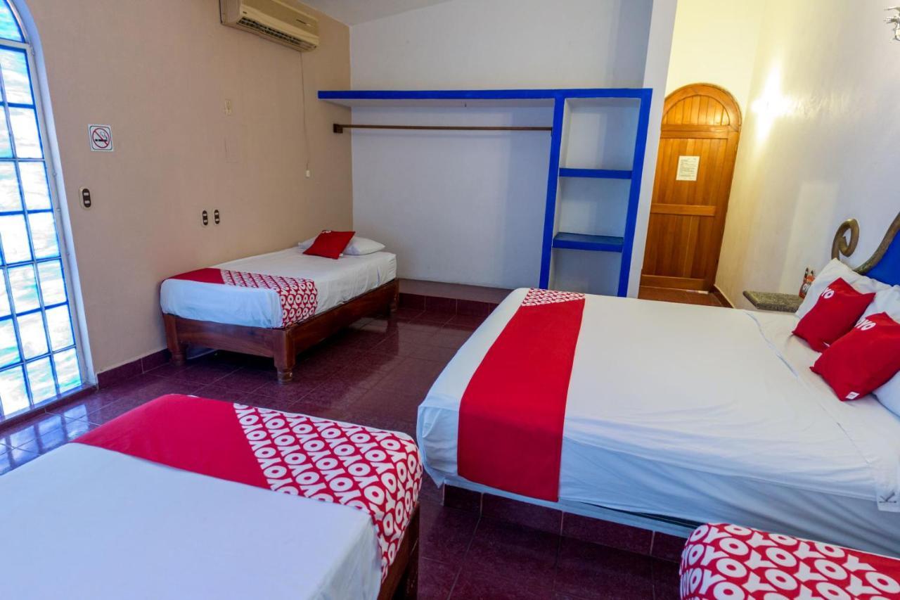 Hotel Isis ซีฮัวตาเนโค ภายนอก รูปภาพ