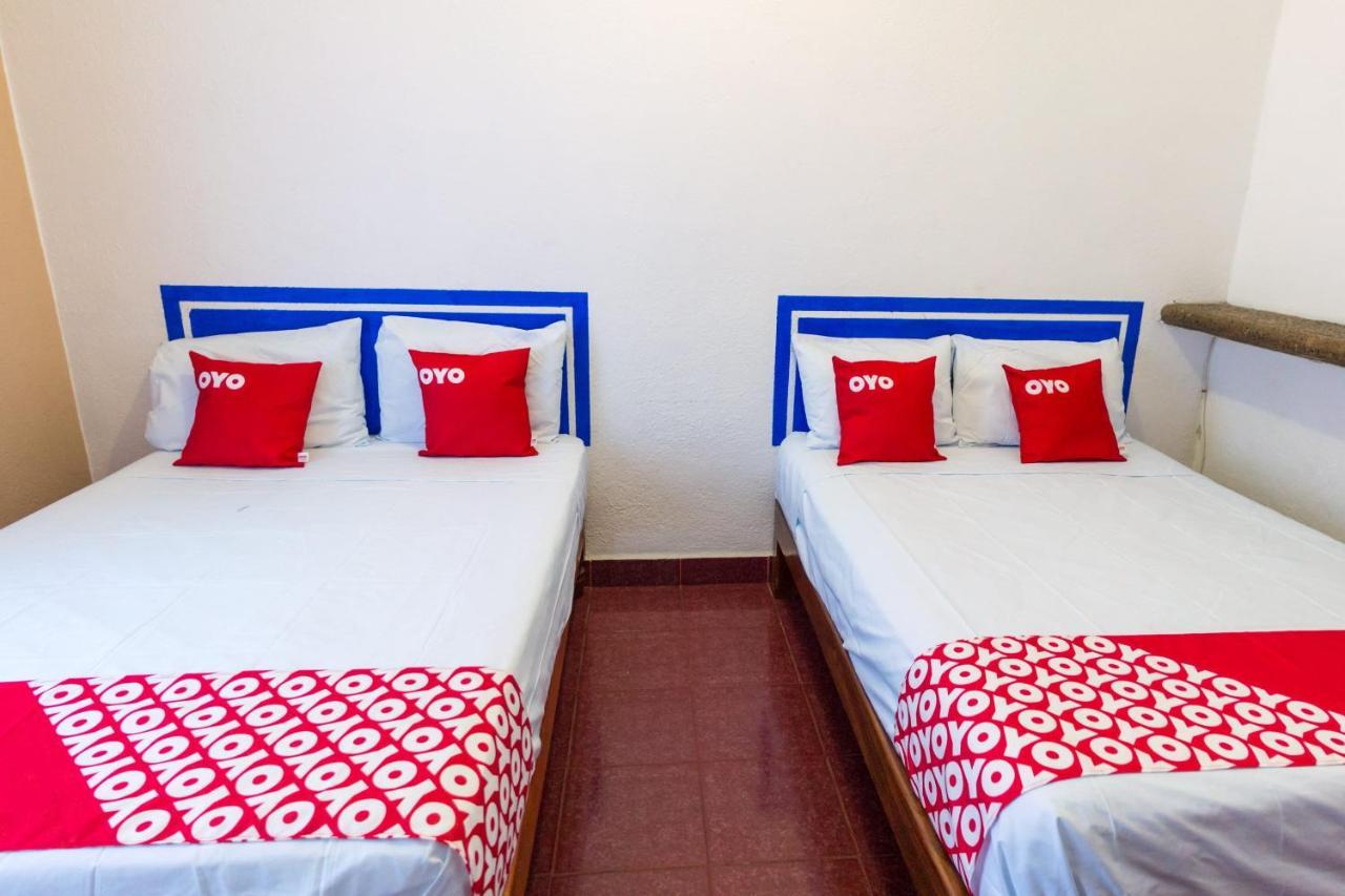 Hotel Isis ซีฮัวตาเนโค ภายนอก รูปภาพ
