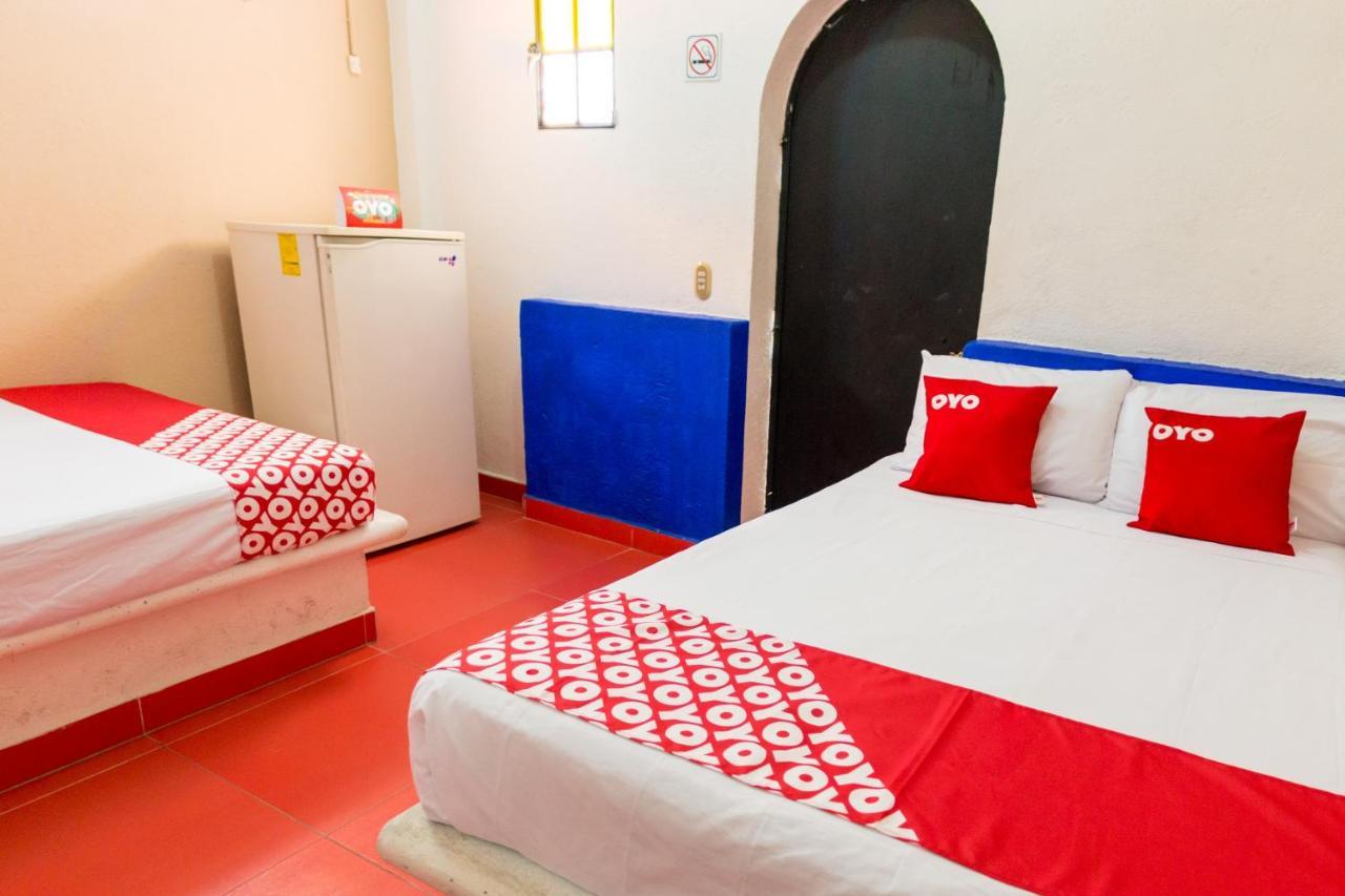 Hotel Isis ซีฮัวตาเนโค ภายนอก รูปภาพ